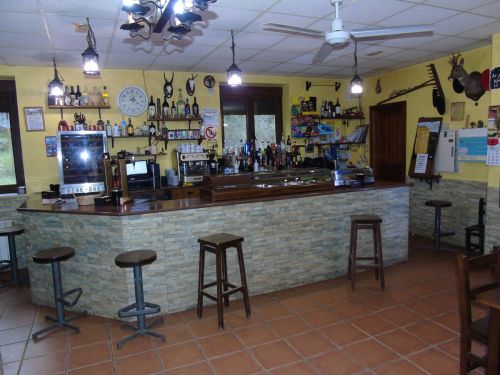 Acceso a restaurante El Molino Zamora