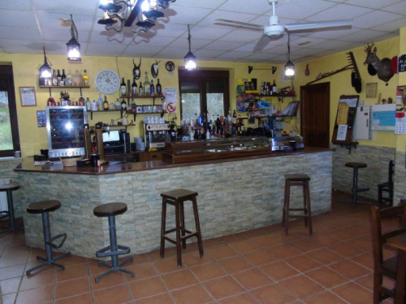 Acceso a restaurante El Molino Zamora