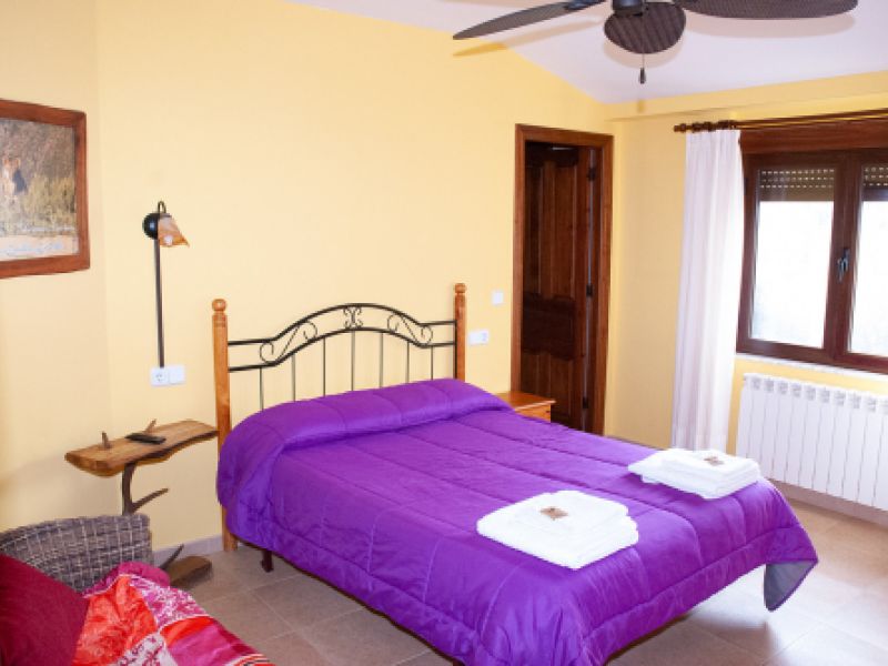 Habitación cama matrimonio